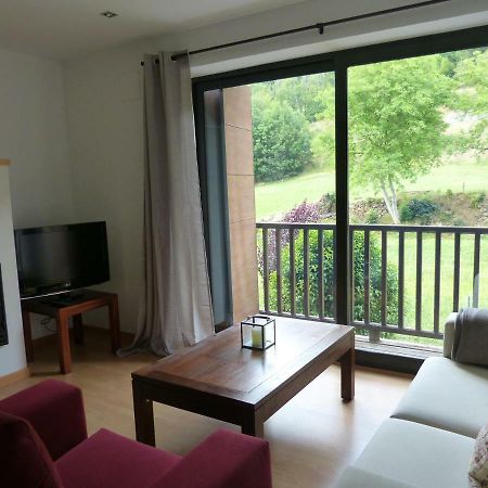 Apartament Hug Roger Valencia D'Aneu Екстериор снимка