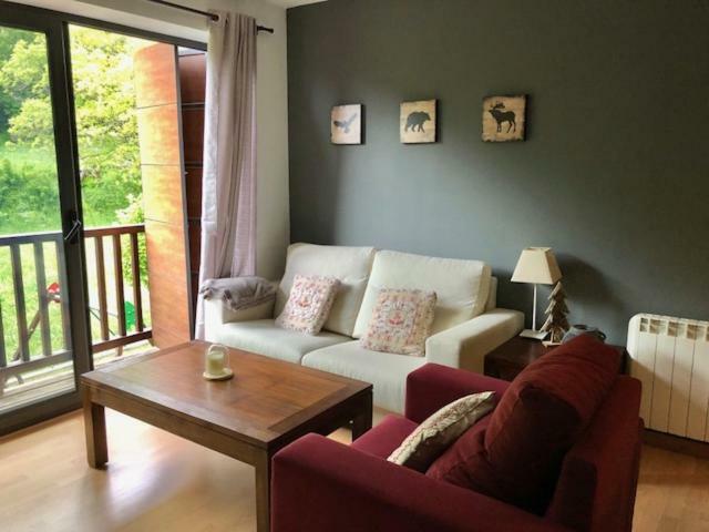 Apartament Hug Roger Valencia D'Aneu Екстериор снимка